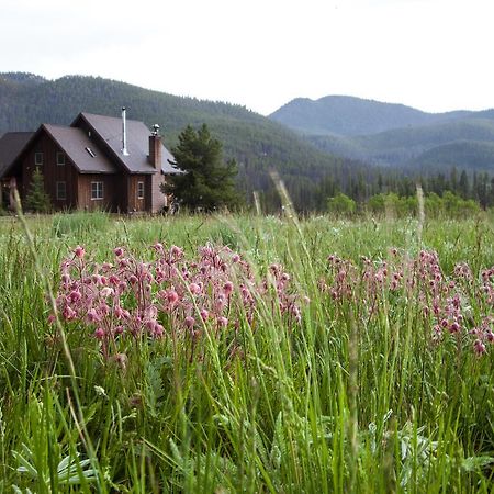Homestake Lodge Whitehall Eksteriør bilde